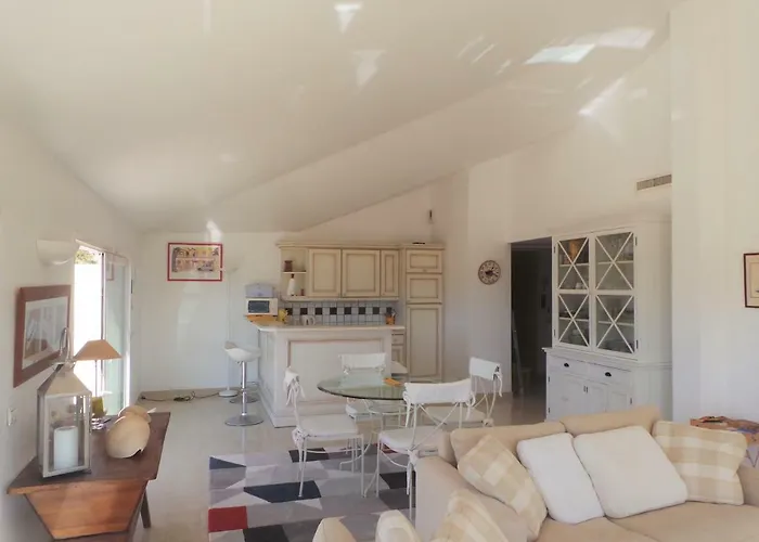 Spacious And Bright Flat Downtown And Beaches - Swimming Pool Apartament *