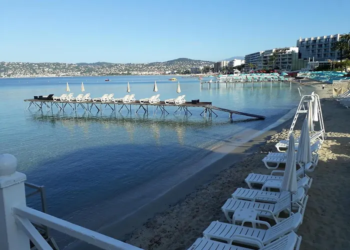 Spacious And Bright Flat Downtown And Beaches - Swimming Pool Apartament *
