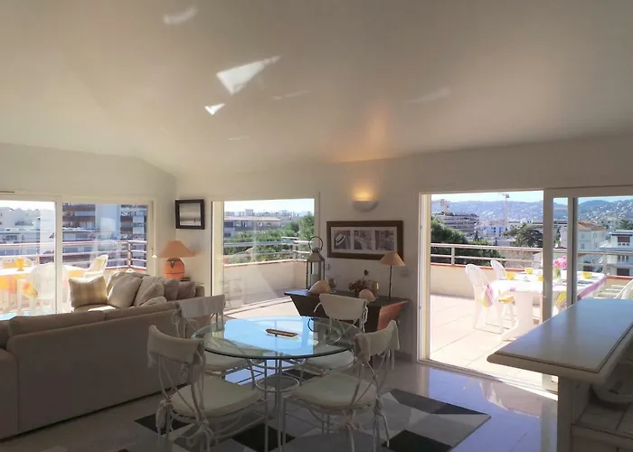 Spacious&bright Flat Downtown&beaches - Swimming Pool * Antibes